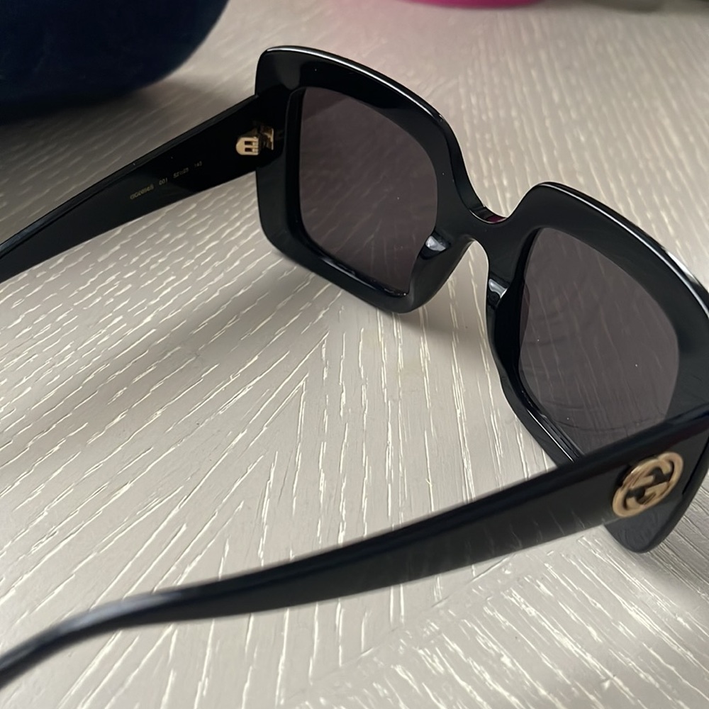 Gucci Interlocking G Oversized Square Sunglasses - image 4
